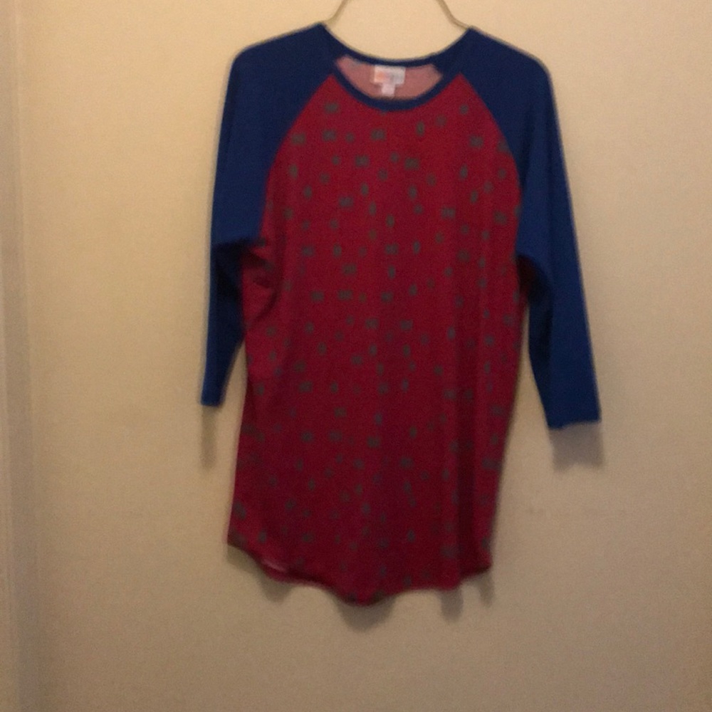 Long sleeve tee shirt